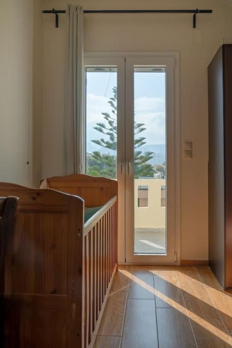 Agapi's Seaside In Heraklion Apartment *