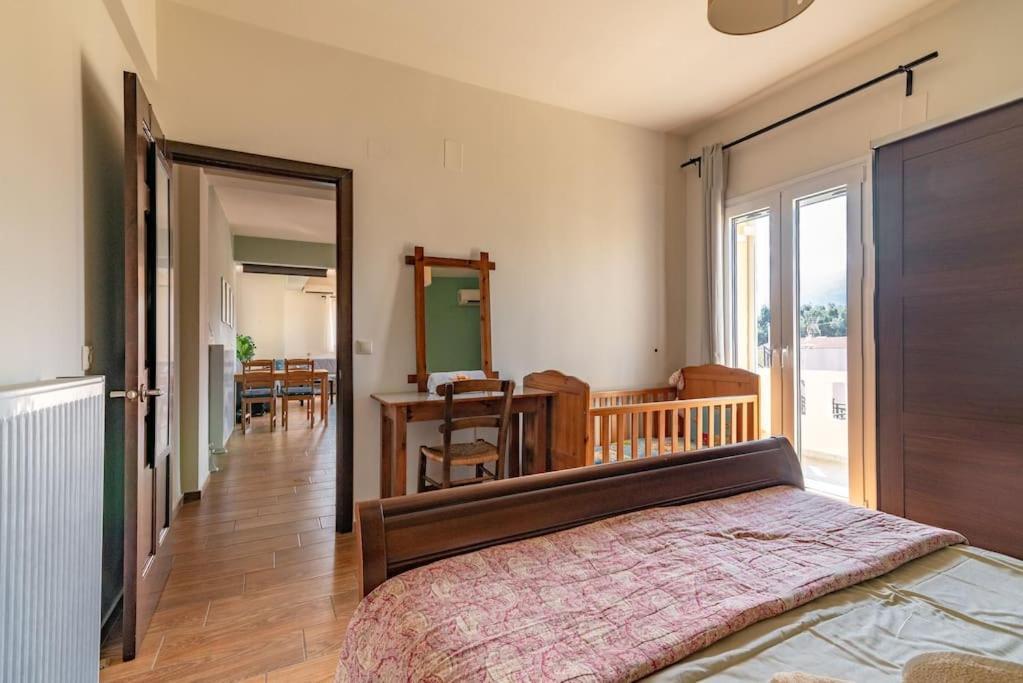 Agapi's Seaside In Heraklion Apartment