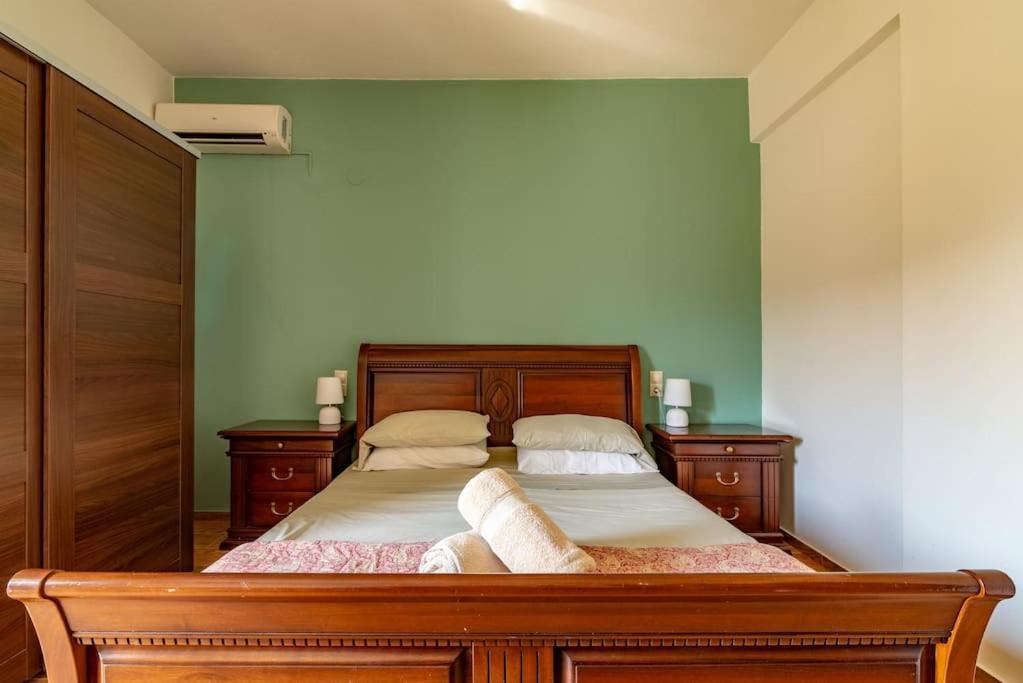 Agapi's Seaside In Heraklion Apartment *